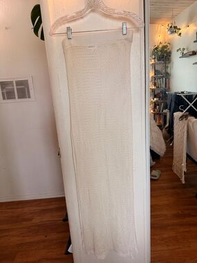 superdown Cream Crochet Maxi Skirt